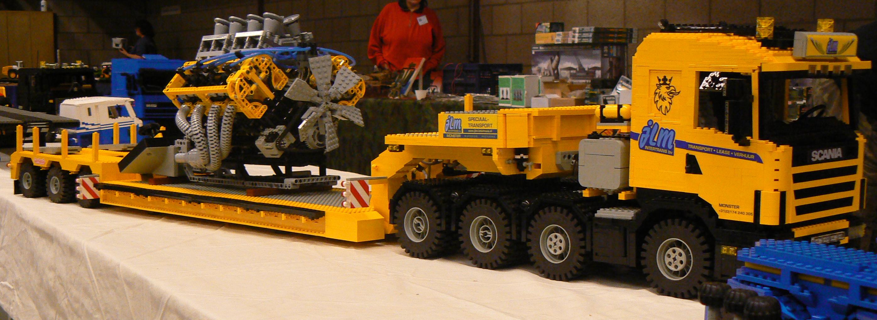 nhmv2008-017.jpg