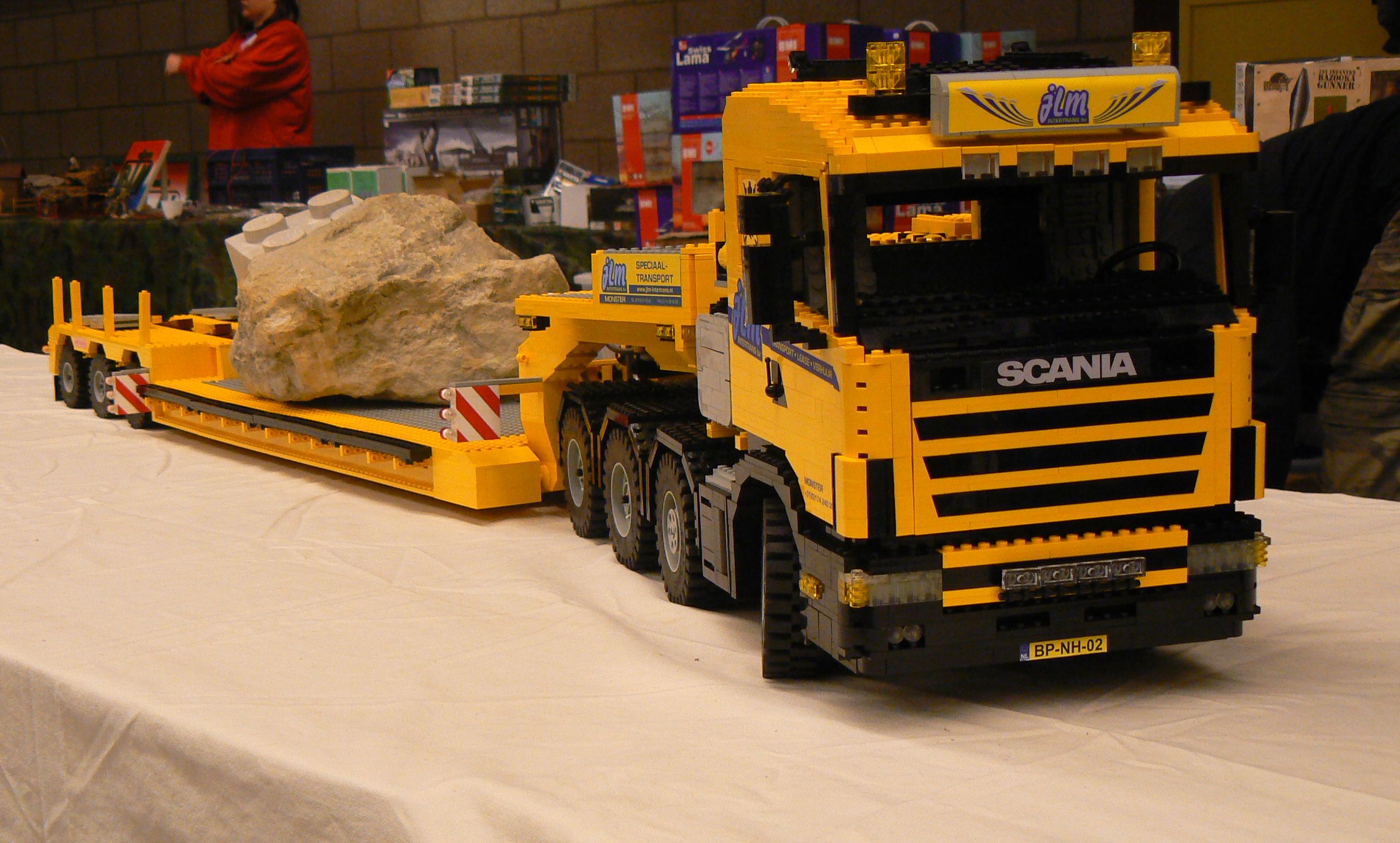 nhmv2008-019.jpg