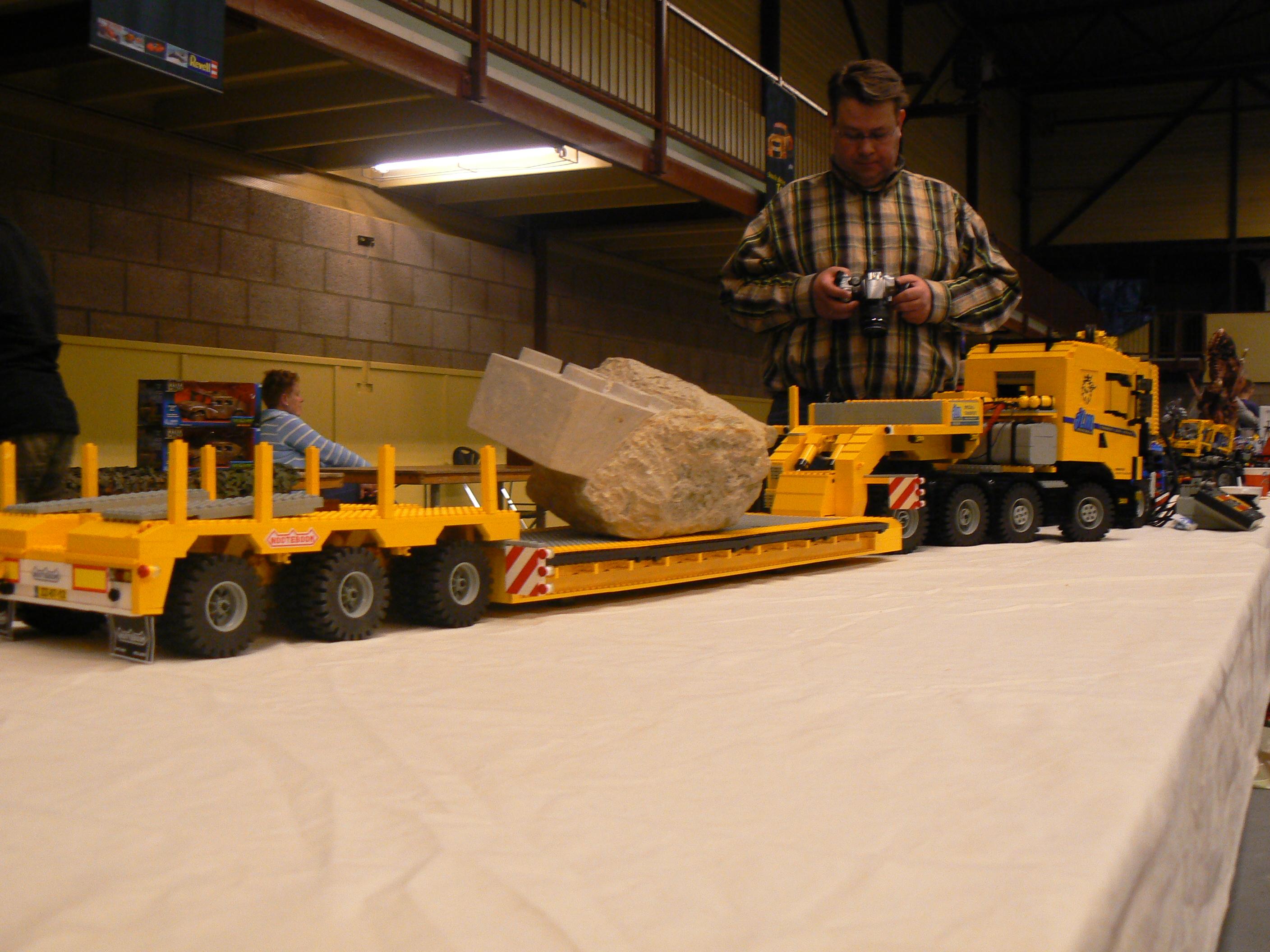 nhmv2008-021.jpg
