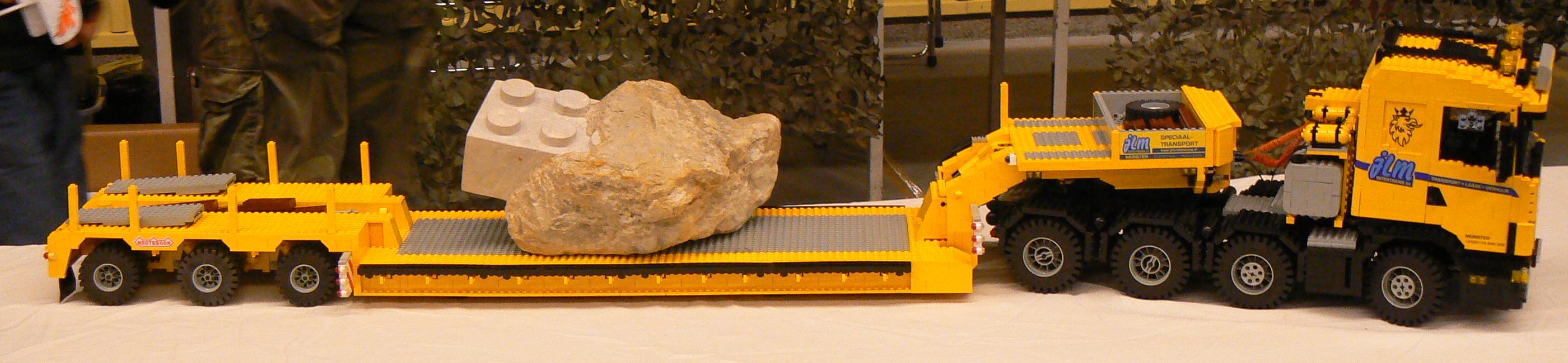 nhmv2008-023.jpg