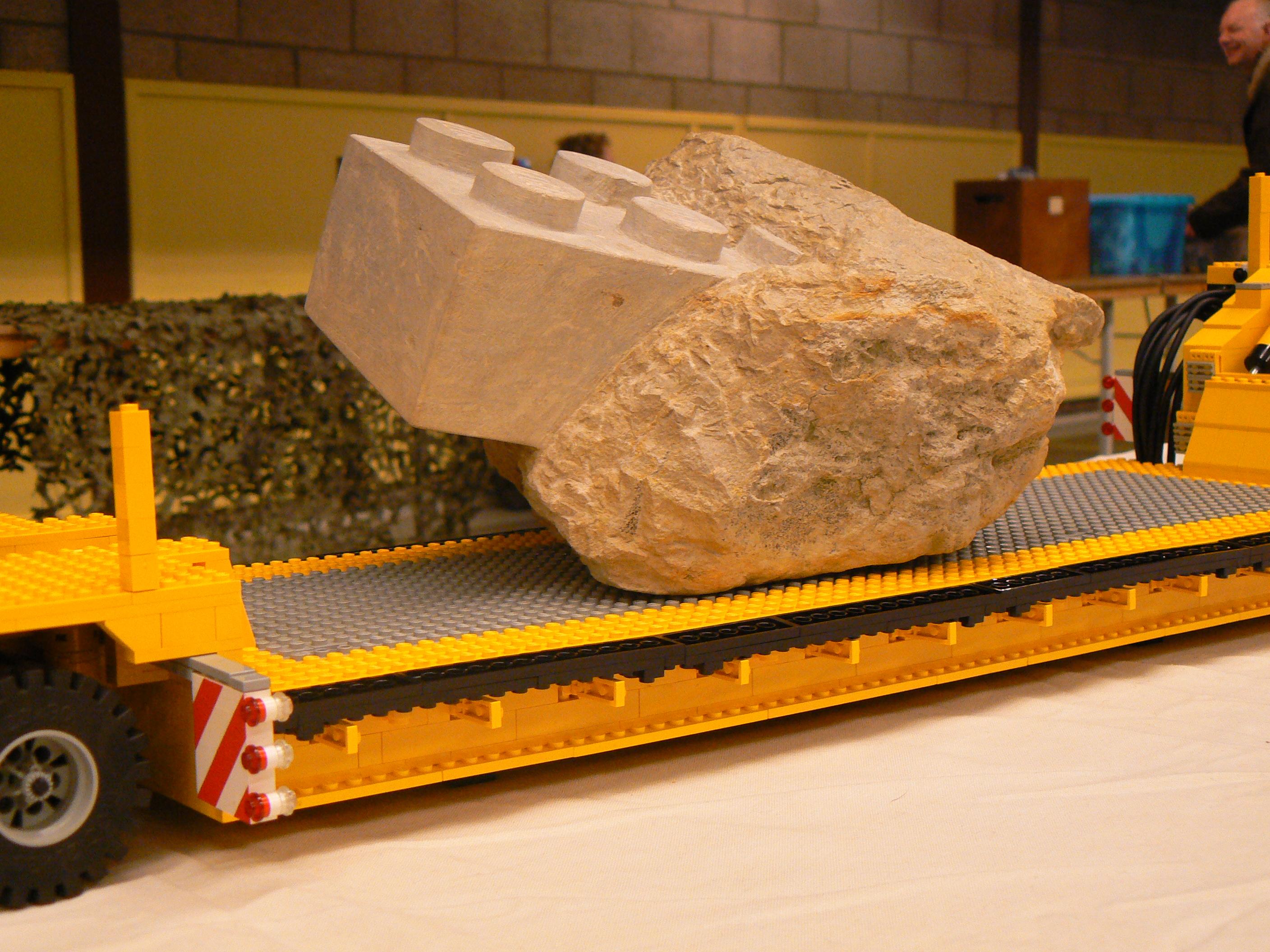 nhmv2008-024.jpg