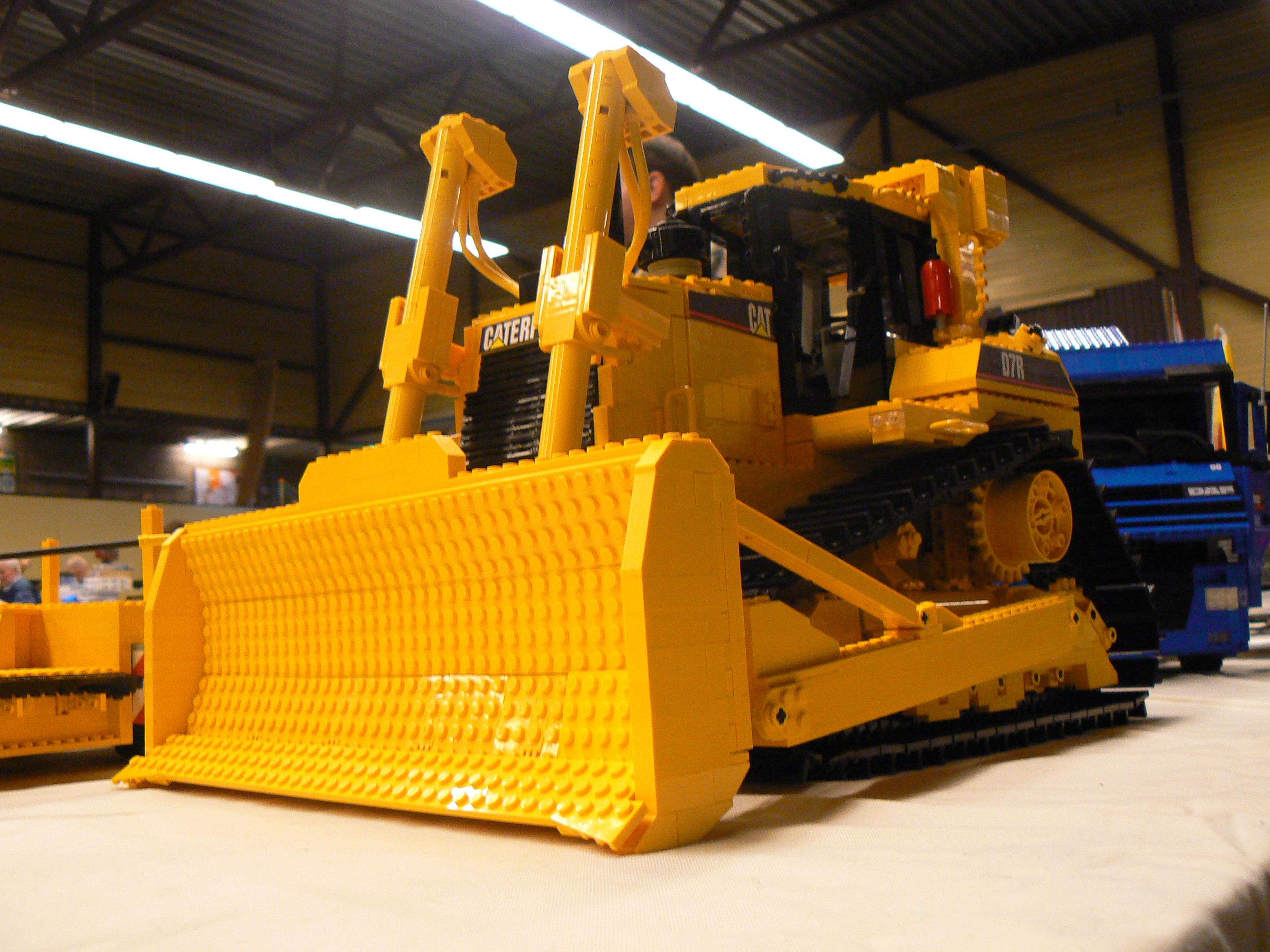 nhmv2008-06.jpg