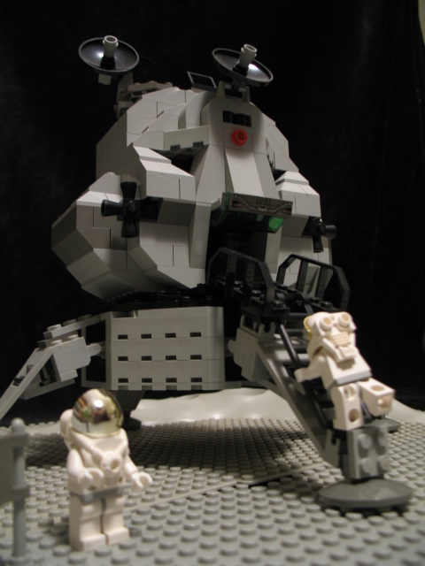 lunar_lander_moc_02.jpg