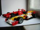 renault_and_ferrari_f1_2009.jpg