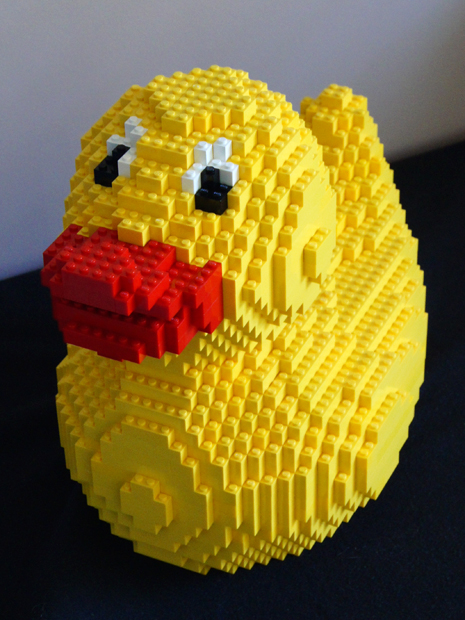 legoart.duckling2.jpg