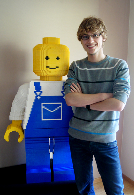 legoart.minifig2.jpg