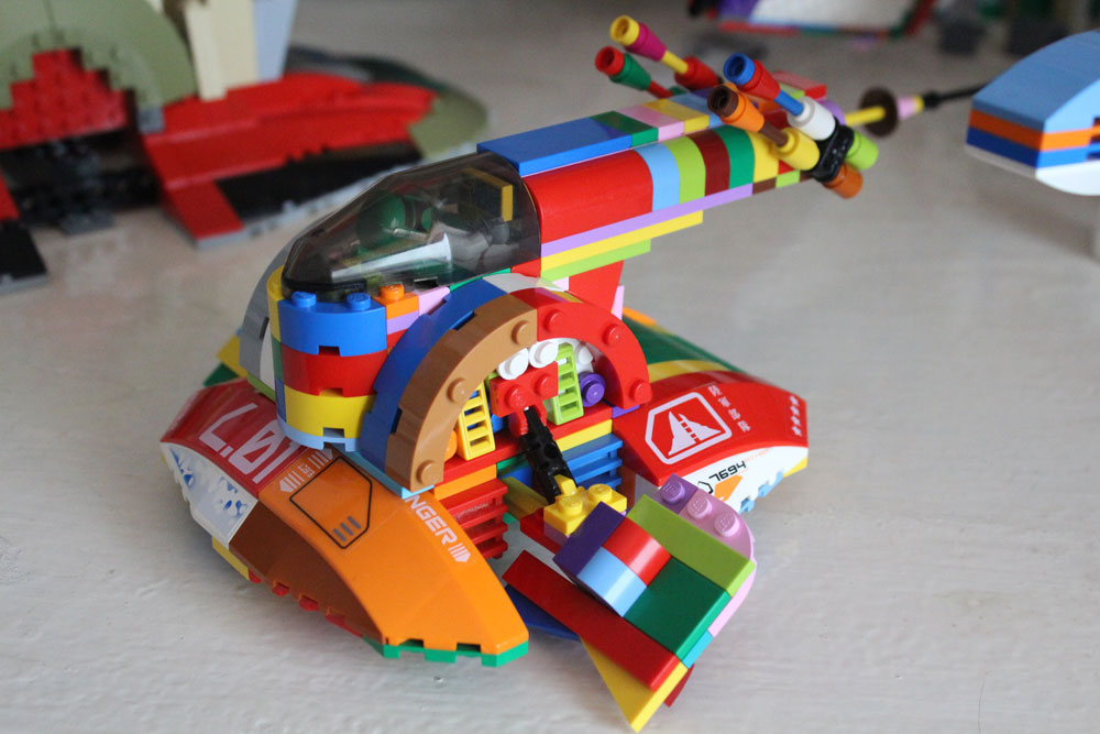 slave1harlequina.jpg