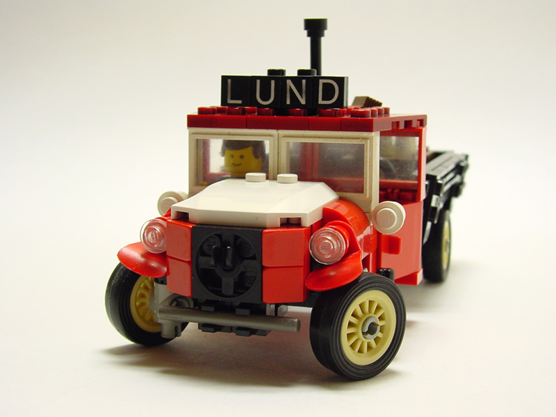 2-lorry-front.jpg