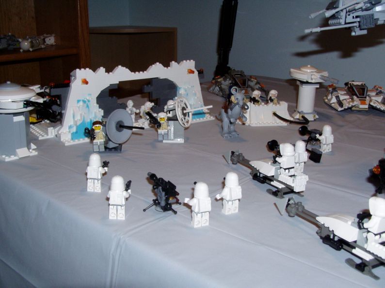 hoth06_sm.jpg