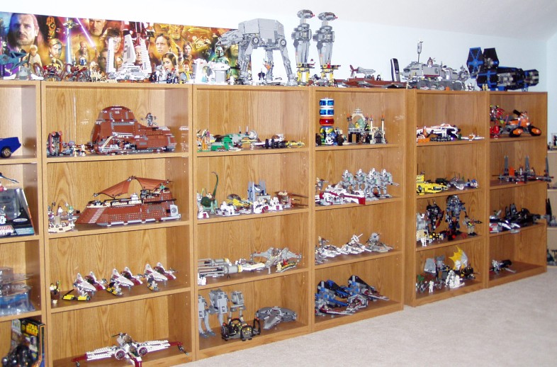 legostarwarsdisplay_sm.jpg
