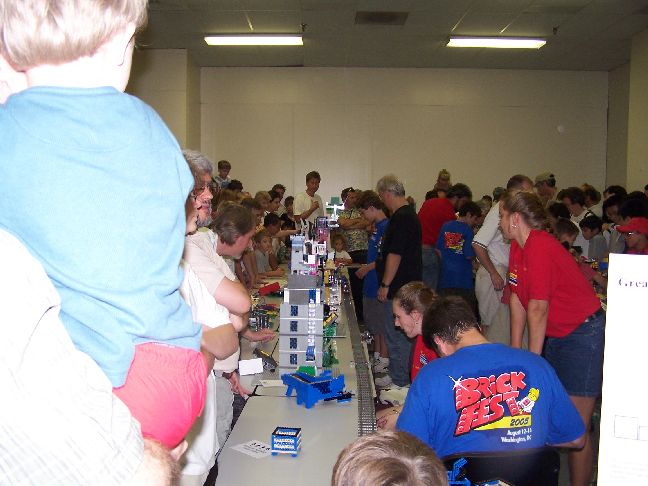 brickfest2005_128.jpg