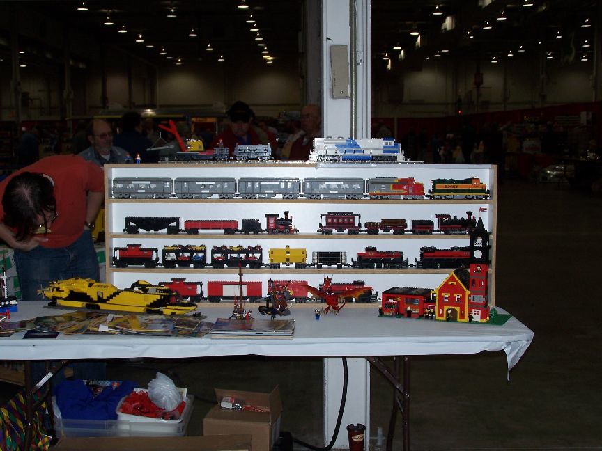 trainandtoyshowmay2006_032.jpg