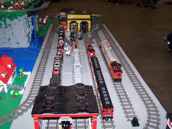 trainshowapril23_017.jpg