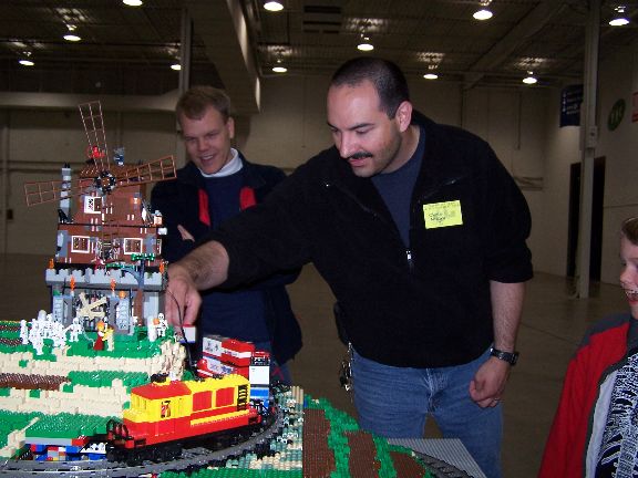 trainshowapril23_034.jpg