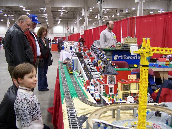 trainshowapril23_036.jpg