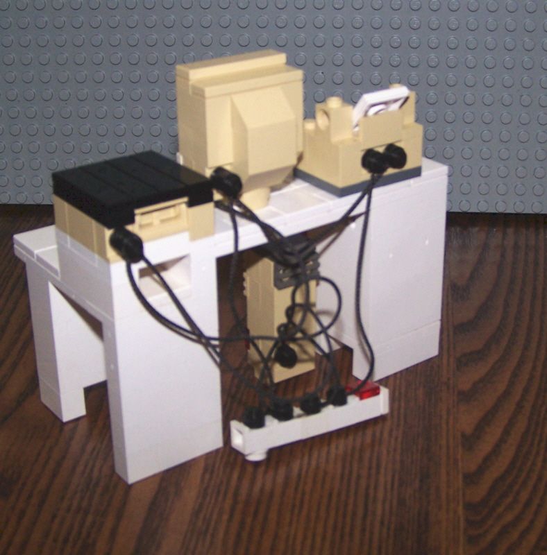 computerdeskandchairback.jpg