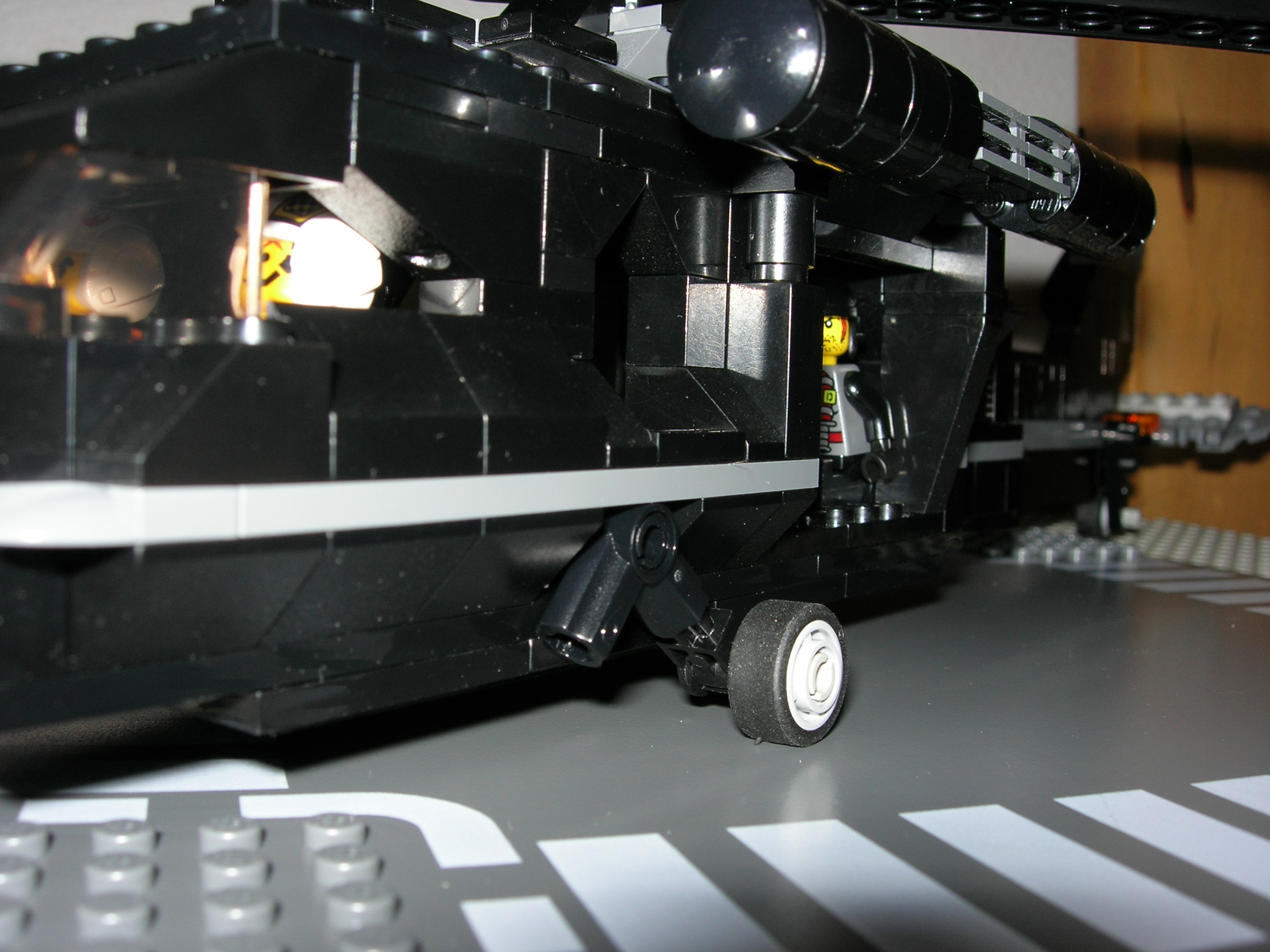 lego_blackhawk_003.jpg