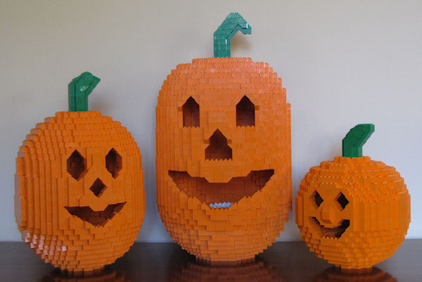 threejackolanterns.jpg