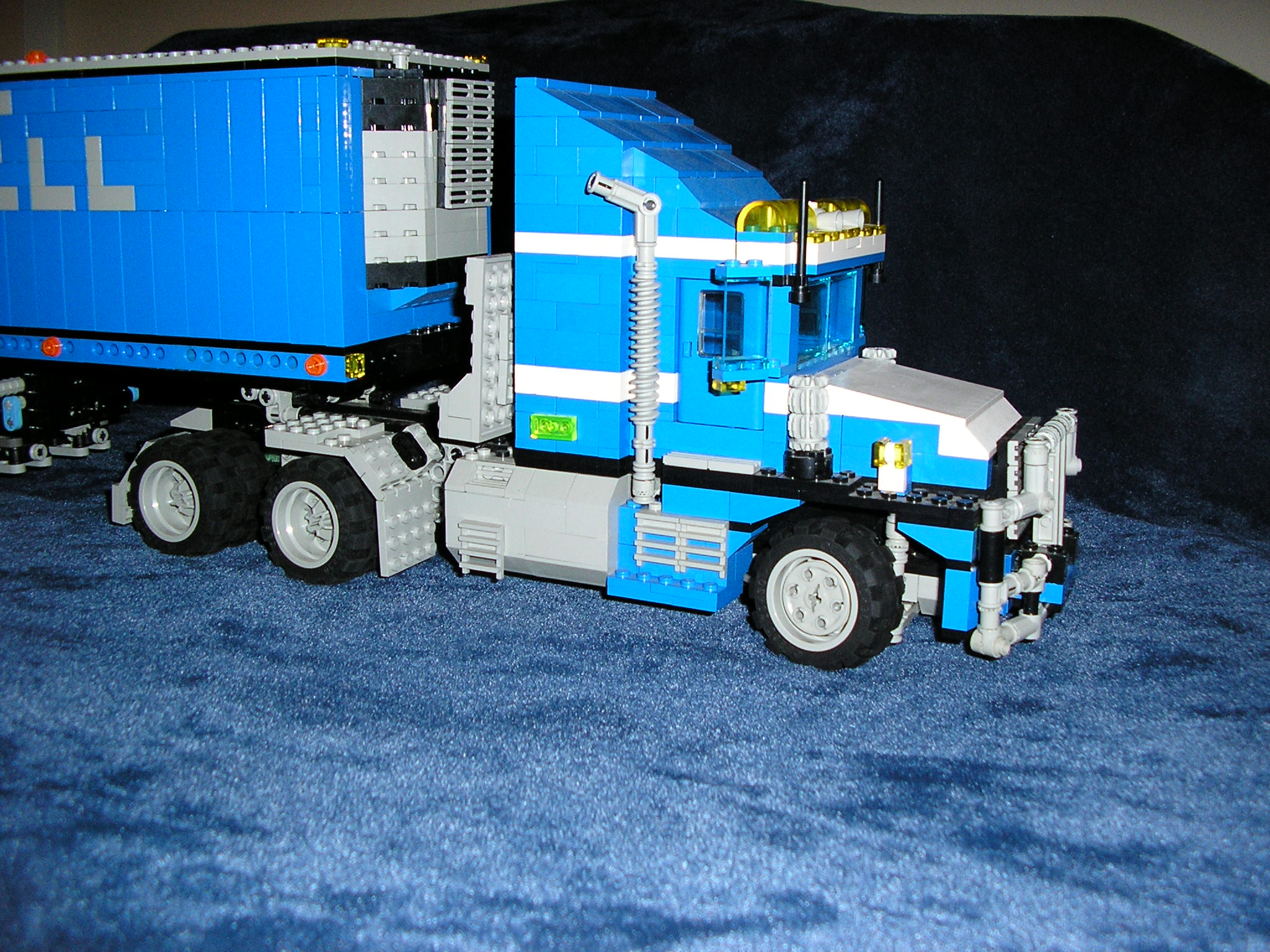 pb150347.jpg