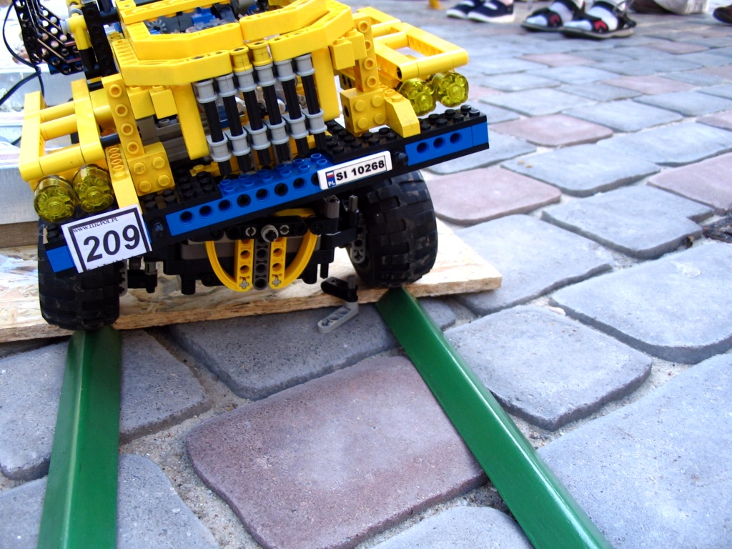 t_021.jpg