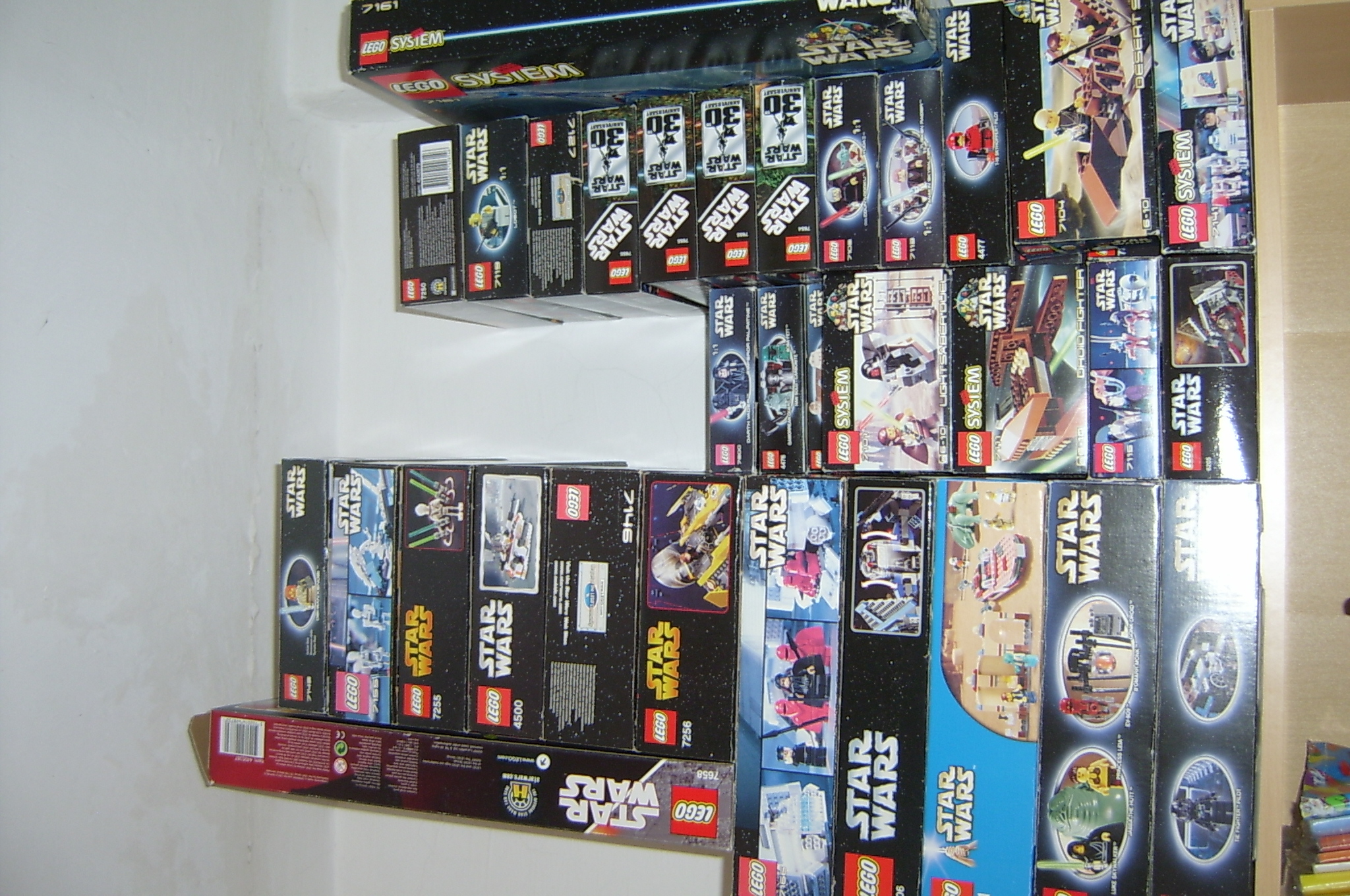 star_wars_boxes_2.jpg