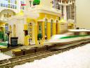 trainhere.jpg