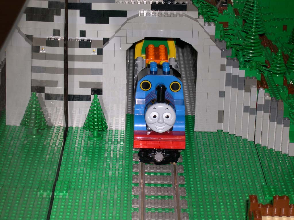 12thomas.jpg