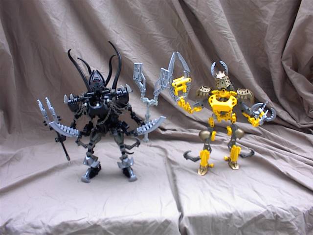 chains1.jpg