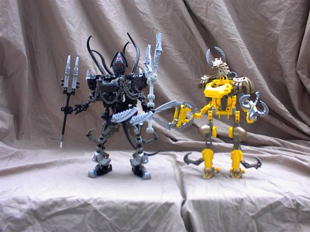 chains3.jpg