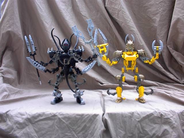chains4.jpg
