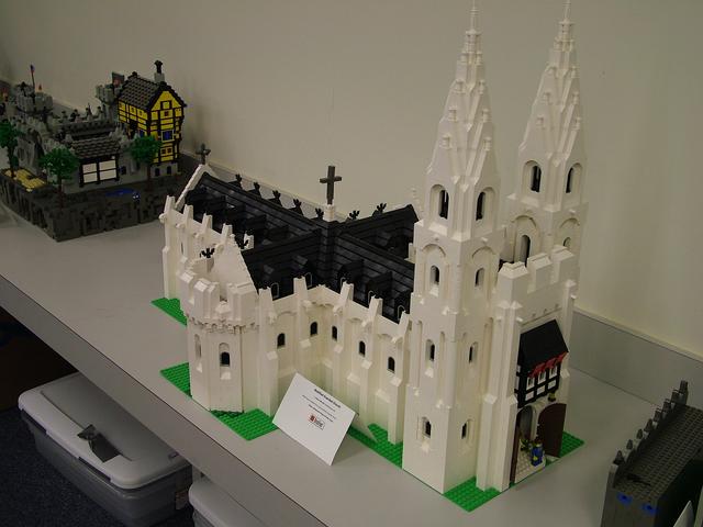 brickfest_2004_020.jpg