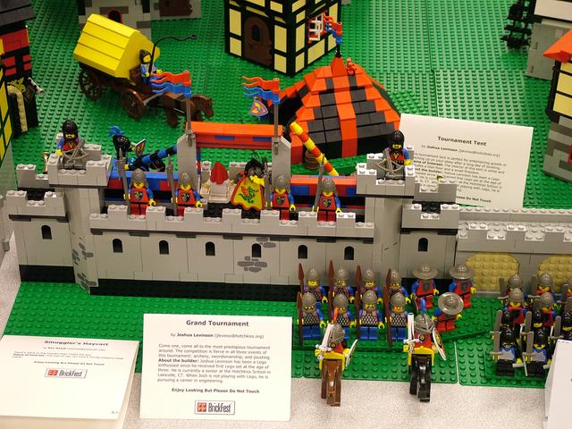 brickfest_2004_027.jpg
