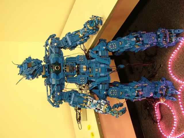 brickfest_2004_067.jpg