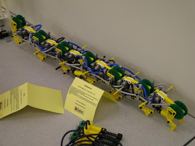 brickfest_2004_070.jpg