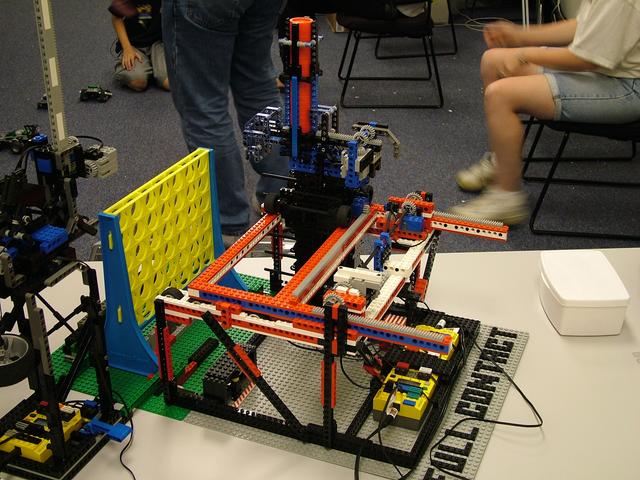 brickfest_2004_076.jpg