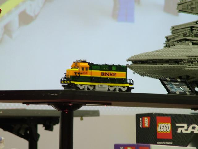 brickfest_2004_077.jpg