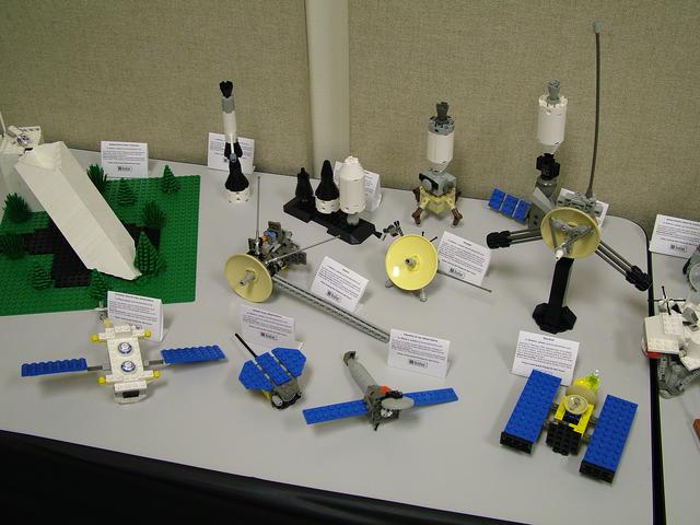 brickfest_2004_093.jpg