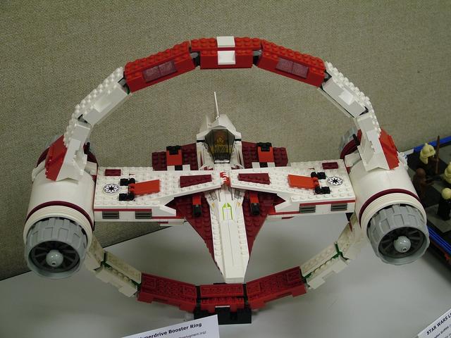 brickfest_2004_100.jpg