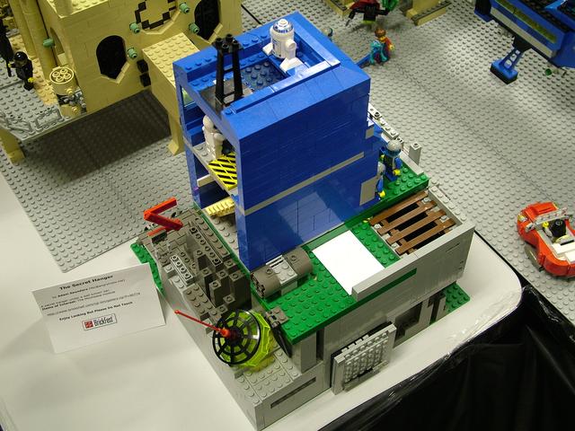 brickfest_2004_116.jpg