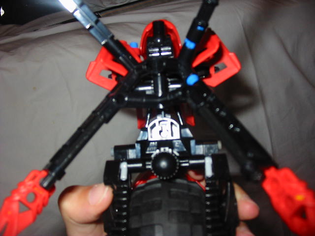 willliams_bionicle_005.jpg