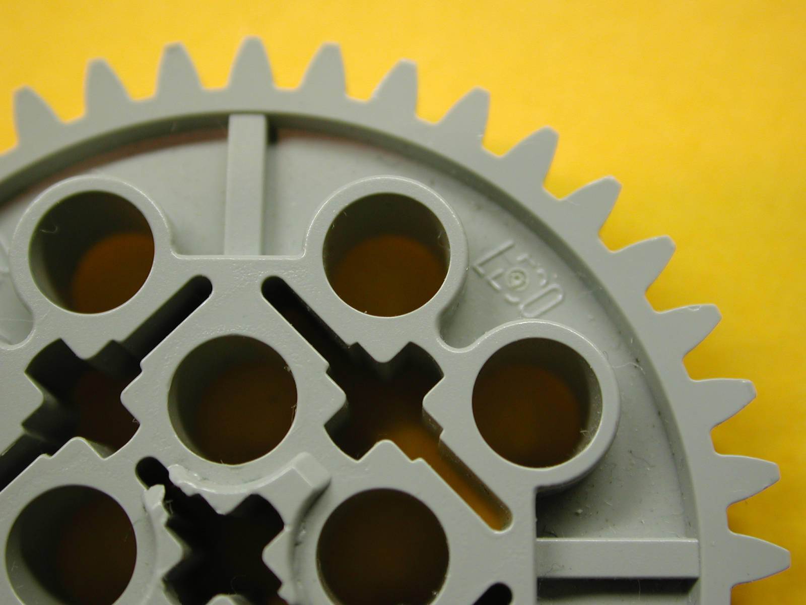 gear1600x1200.jpg