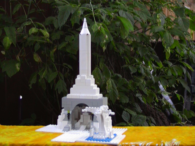 minas_tirith_side.jpg
