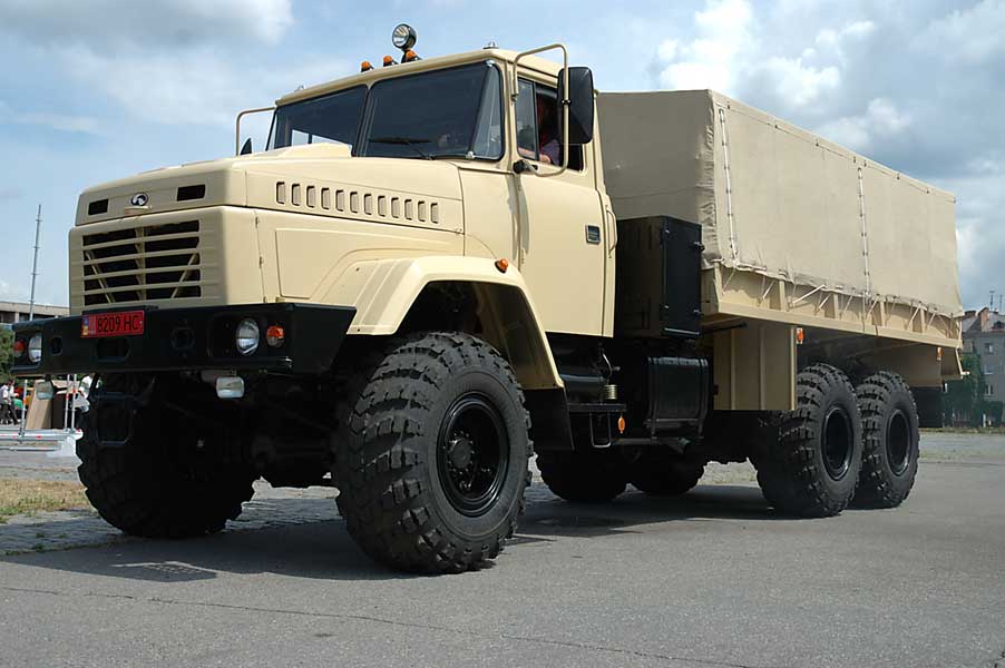 kraz_6322_05.jpg