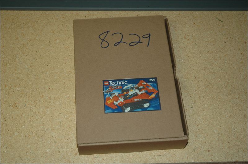 8229_box.jpg