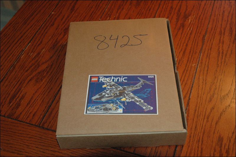 8425_box.jpg