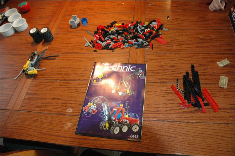 8443_parts.jpg
