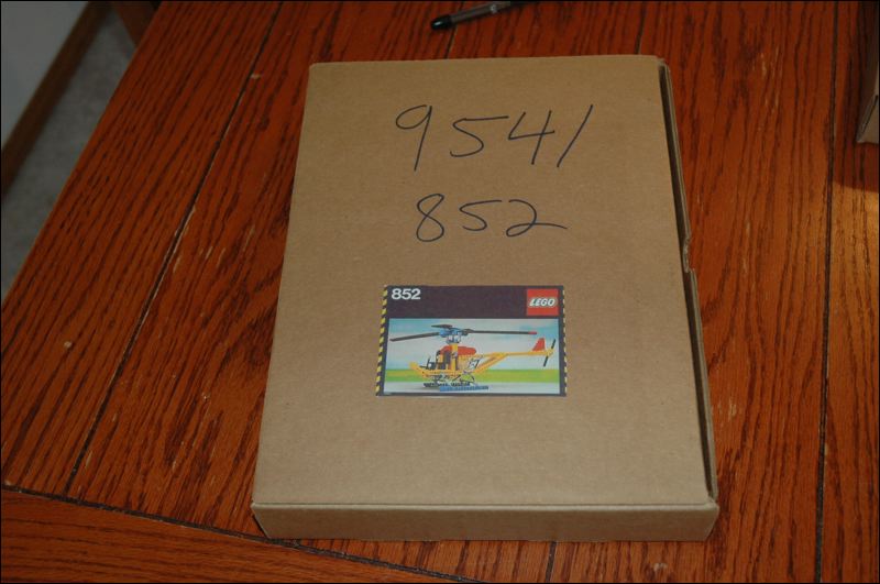 852_box.jpg