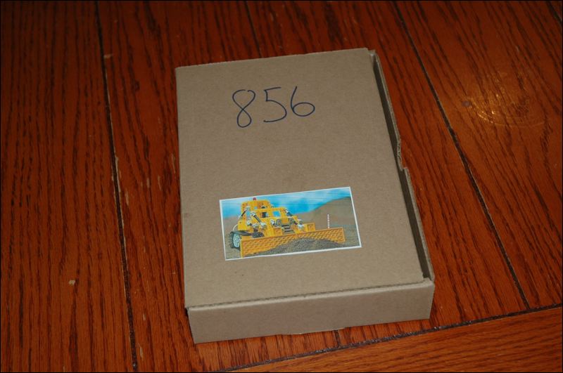 856_box.jpg