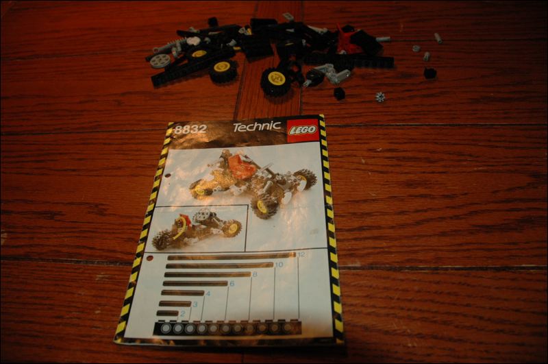 8832_parts.jpg