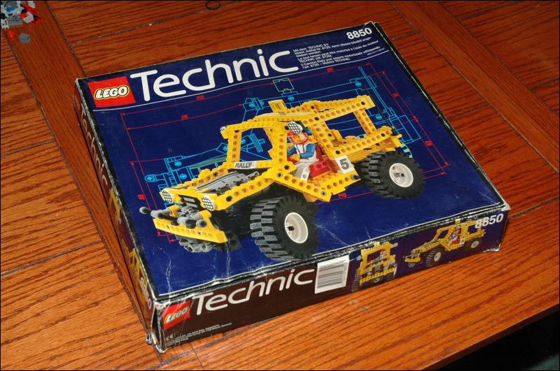 8850_box.jpg
